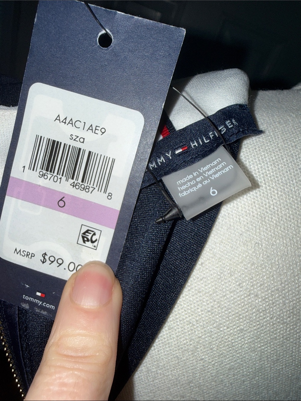 Tommy Hilfiger Navy Shift Dress with White Trim - Picture 8 of 9